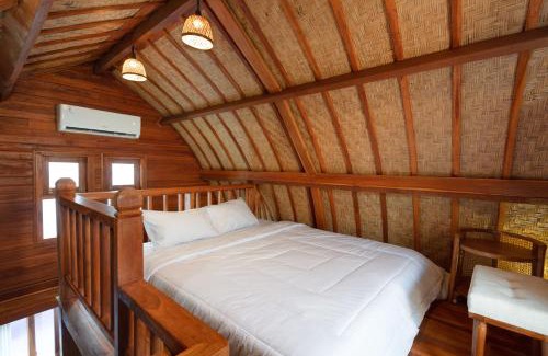Ungasan Casa | Luh Adi Villa 3, Modern Balinese wooden house close to Uluwatu