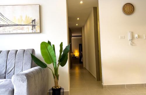 Santa Maria Apartamento | Lujoso apartamento cerca al Aeropuerto y Ciudad Amurallada