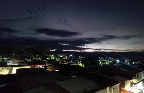 Cartago Apartamento | Lujoso Apartamento para Vacaciones y Negocios