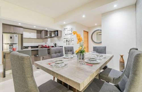 Zona Dorada Apartamento | Lujoso Condominio Tiburon a 3 Cuadras de la Playa