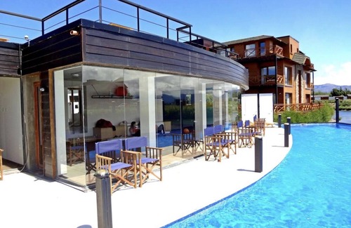 Dina Huapi Apartamento | Lujoso departamento con costa del Lago Nahuel Huapi con seguridad privada -5 PAX