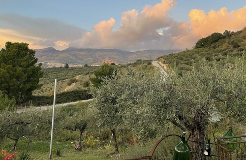 Villafranca Sicula Casa | Luka's house, dinner included, simple and quiet