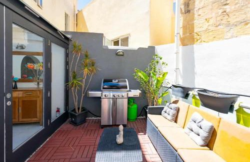 Rabat Casa | Lukary Loft, Cozy Terraced House Near Mdina and St Pauls Church