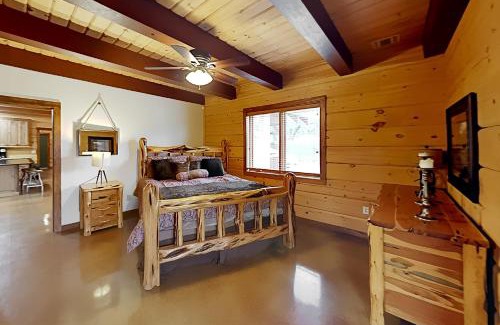 Canyon Lake Casa | Luke Lake Living