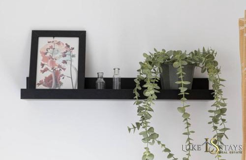 Durham Casa | Luke Stays- Newton Hall Cottage