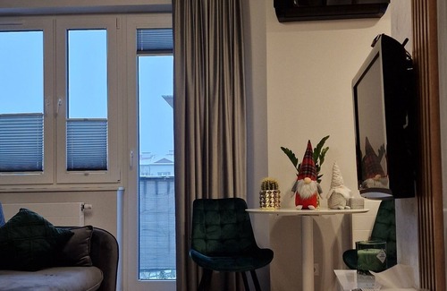 Wyszkow Apartamento | Luksusowy loft, z bezpłatnym parkingiem w centrum.