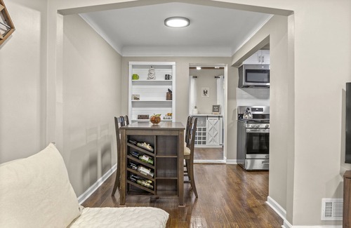 Royal Oak Casa | Lulus Place: Modern Farmhouse minutes from downtown