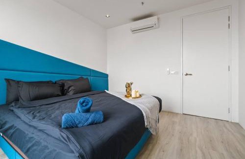 Tropicana Apartamento | Lumi Tropicana Netflix CityView Balcony Muji 6pax