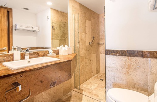 Santa Rosa Apartamento | Lumina at Krystal Grand Residences