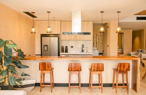 Puerto Juarez Apartamento | Lumina at The Village Luxury Residences in Corasol