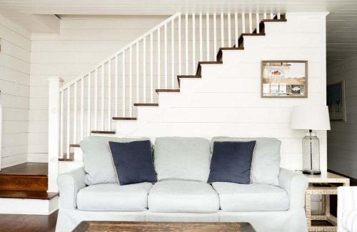 South End Casa | Lumina Cottage- 6 Bedrooms kid & dog friendly