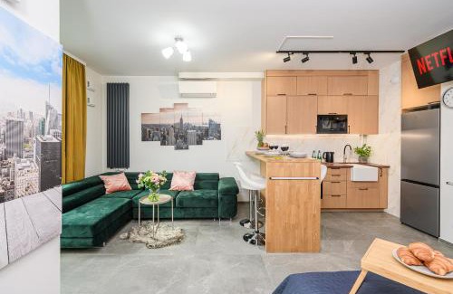 Mirow Apartamento | Lumina Premium Apartments on 15th Floor