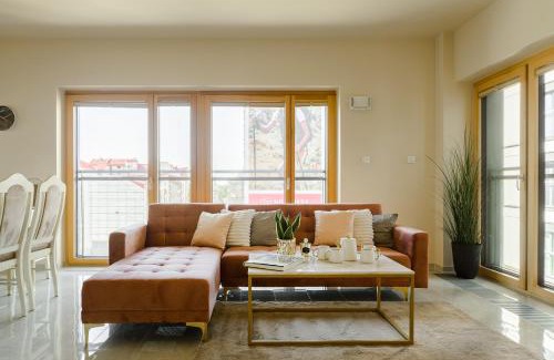 Mirow Apartamento | Lumina Premium Apartments on 15th Floor