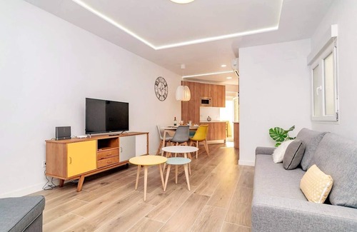 Carabanchel Apartamento | Luminoso Apartamento cerca de Casa de Campo