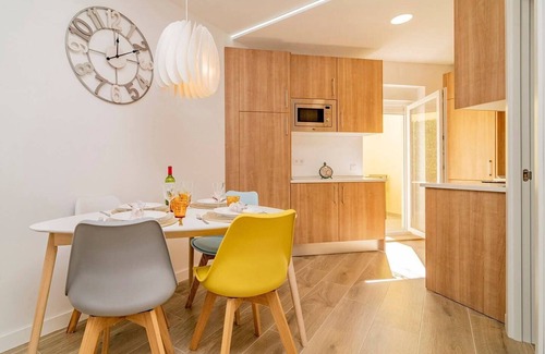 Carabanchel Apartamento | Luminoso Apartamento cerca de Casa de Campo