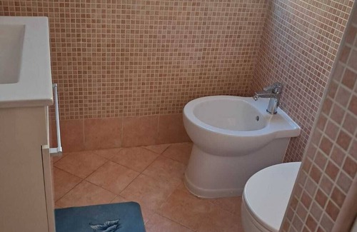 Pigneto Apartamento | Luminoso Appartamento a 2km dal Centro di Roma. Ideale per Piccoli Gruppi