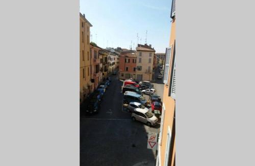 Oltretorrente Apartamento | Luminoso appartamento in centro storico.