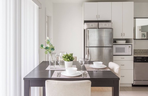 Coral Ridge Apartamento | Luminoso aparte en el canal, piscina, F. Lauderdale, Wifi, barbacoa, 1,5 millas a la playa