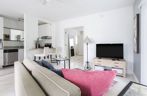 Coral Ridge Apartamento | Luminoso aparte en el canal, piscina, F. Lauderdale, Wifi, barbacoa, 1,5 millas a la playa