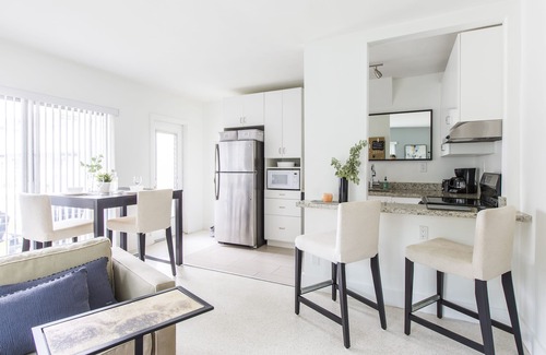 Coral Ridge Apartamento | Luminoso aparte en el canal, piscina, F. Lauderdale, Wifi, barbacoa, 1,5 millas a la playa