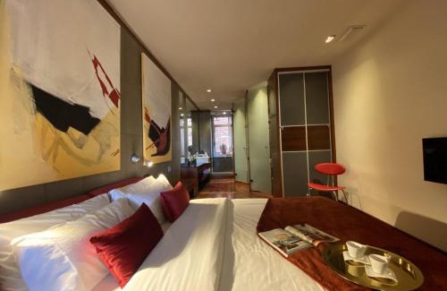 Esquerra de l'Eixample Apartamento | Luminous Designer Loft Style Apt Eixample Views By MyRentalHost