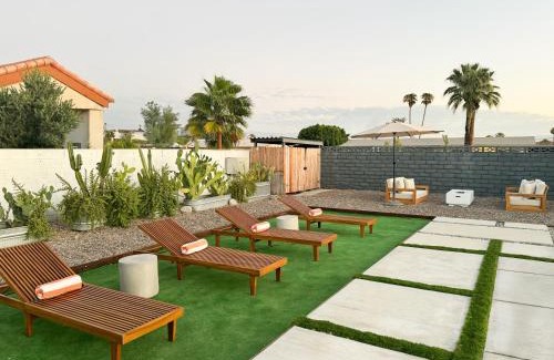 Palm Springs Villa | Luminous Villa with pool, bbq and mountain views