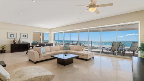 Puerto Penasco Apartamento | Luna Blanca Two Bedroom Unit by Kivoya