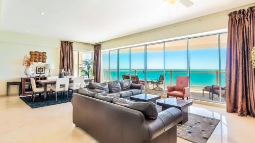 Puerto Penasco Apartamento | Luna Blanca Two Bedroom Unit by Kivoya
