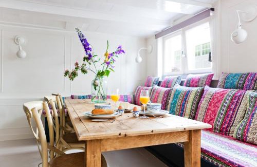 De Weteringschans Cama Y Desayuno | Luna's Hideaway
