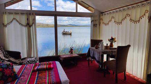 Lake Titicaca - Puno Otro | Luna Titicaca Bungalows