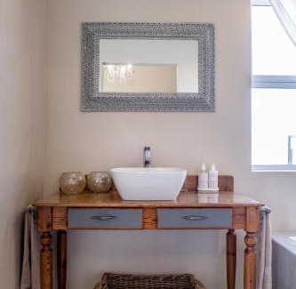 St. Helena Bay Apartamento | Luname`s