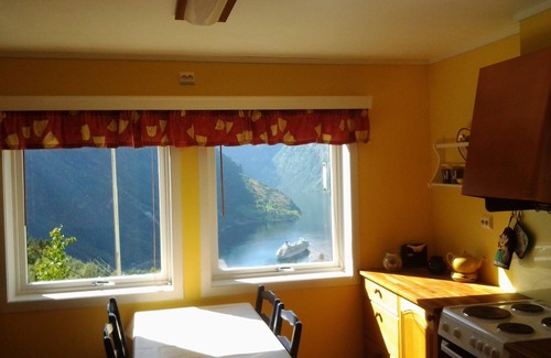 Geiranger Casa | Lunheim Accomodation