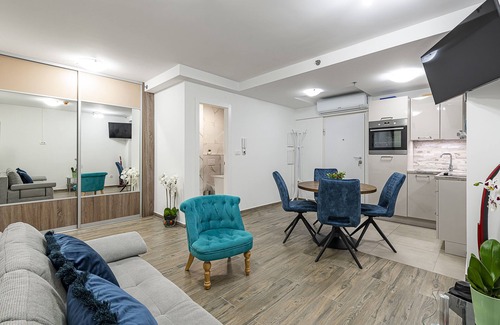 Montovjerna Apartamento | Lupo Gravosa FREE PARKING