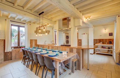 Sint-Kwintens-Lennik Casa | Exuberante casa de vacaciones en Vlaanderen con piscina privada