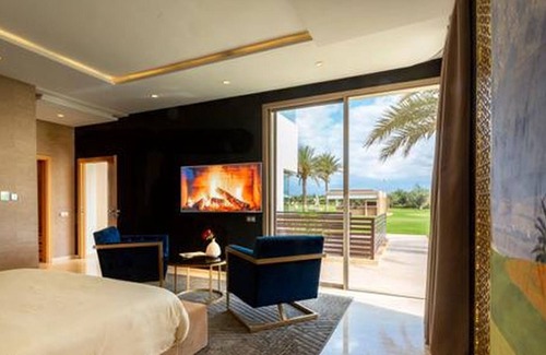 Mechouar-Kasbah Villa | Lush Villa, 6 Suites