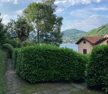 Orta San Giulio Apartamento | Lussuoso appartamento nella magia del lago d'Orta