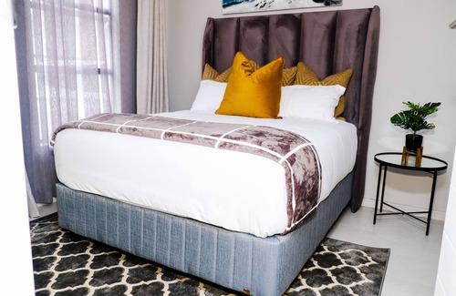 Greater Johannesburg Metropolitan Area Apartamento | Luthando Luxury Nest in Midrand, Carlswald