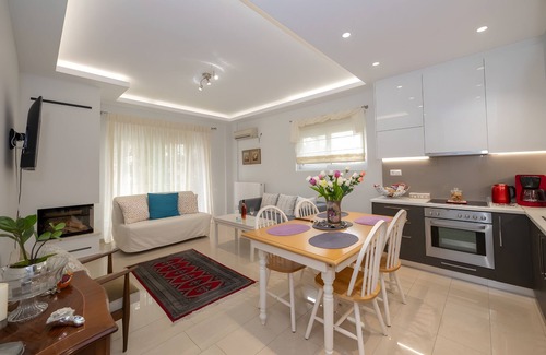 Chalandri Condominio | "Lux 1-bedroom condo-L&L Refuge"