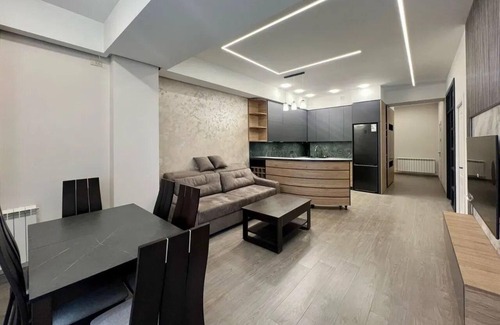Arabkir Apartamento | Lux 2 Bedroom in high rise new build near city centre