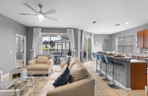 Trafalgar Village Casa | Lux 4BrVilla Hot Tub Grill Private Heated Pool