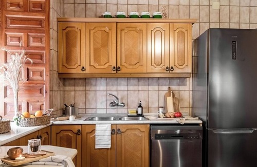 Carabana Casa | Luxury 5BR Villa · Pool, WineCellar, Gardens & BBQ
