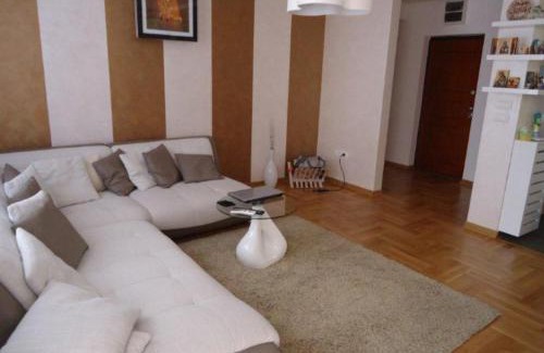 Vozdovac Apartamento | Lux Apartman 7