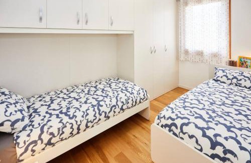 Aviano Apartamento | Lux Apartment Aviano Centro AC Parking