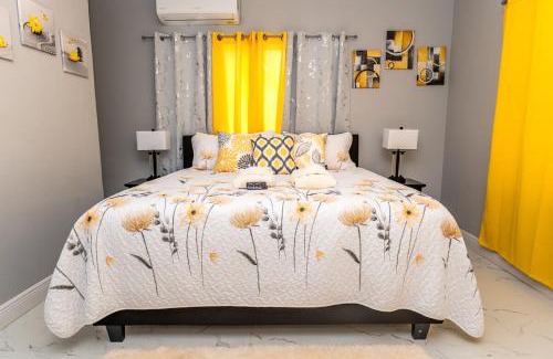Nassau Casa | Lux Beach Front Retreat Sleeps up to 14