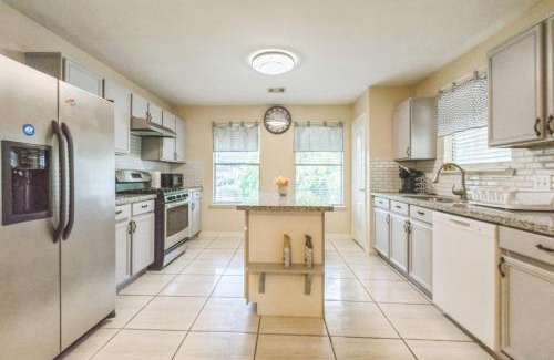 Houston Chalet De Esquí | Lux Comfy Home Mins To NW Med Hospital Airport!