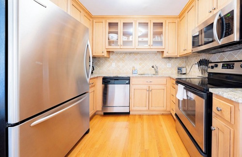 Central Hyde Park Condominio | Lux Condo w POOL & Parking