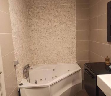 Oosterveld Apartamento | Lux & Cozy Apt + Garden +Jaccuzi