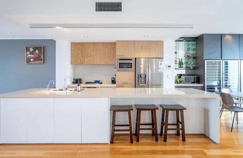 Docklands Casa | Lux Docklands District 3-level TH *FreeParking