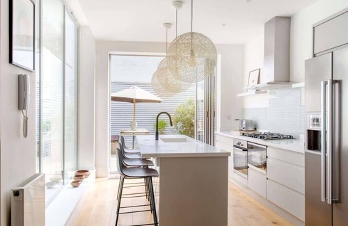 Kensal Green Casa | Lux Family House, 6 Bed, 4 Bath