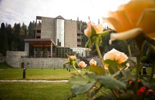 Azuga Hotel | Lux Garden Hotel